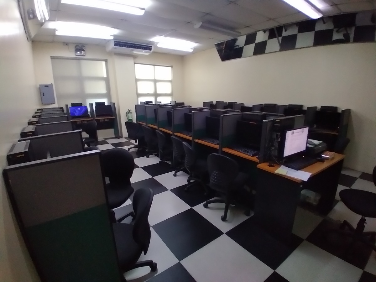 A university computer laboratory